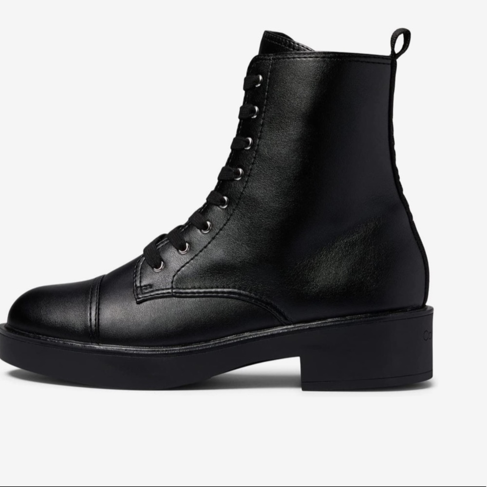 Calvin Klein Carson2 Boots - Picture 5 of 7